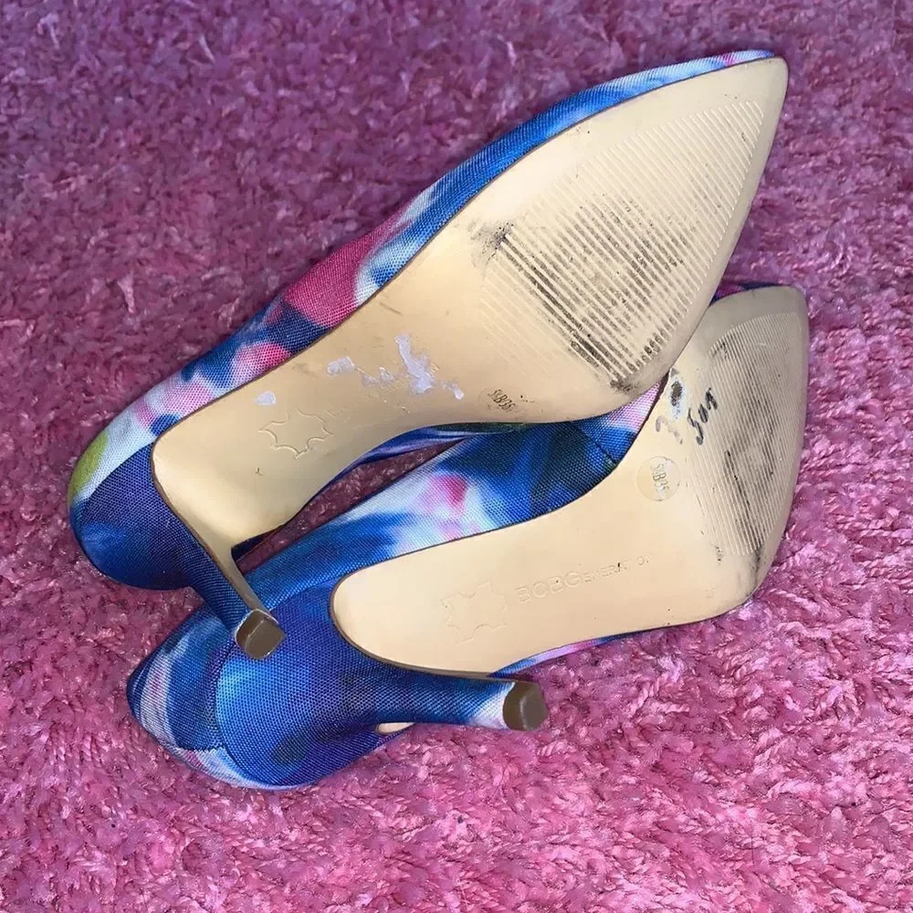 BCBG Multicolored Pointed Toe Heels - Picture 4 of 4